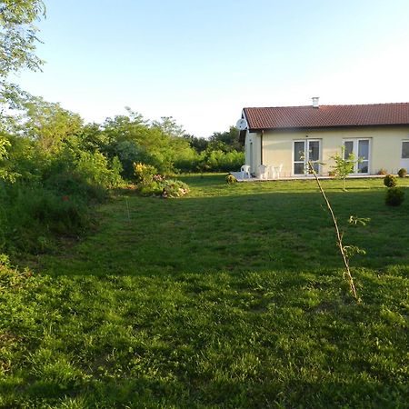 Villa Campo Ezerets Екстер'єр фото